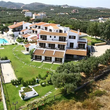 Bella Vista Village Hotel